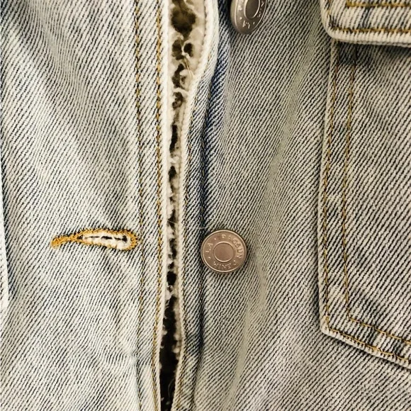 Pacsun Faux Sherpa Fleece Lined Denim Jacket Light Wash Grunge Vibes Warm - Picture 5 of 9
